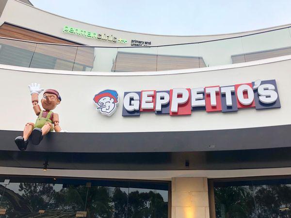 ✨A sneak peak inside the new Geppetto’s Location @delmarhighlands 🙌 😄