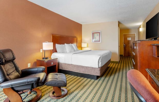 Images Best Western Plus Inn at Valley View