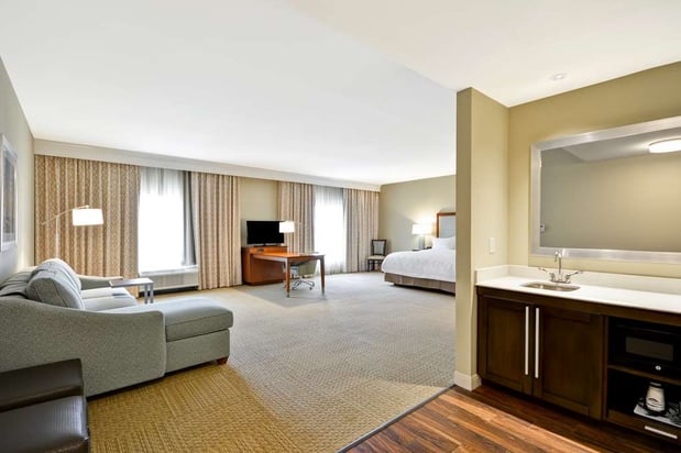 Images Hampton Inn & Suites Charleston Airport