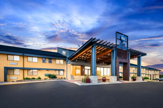 Images Best Western West Towne Suites