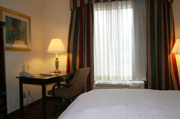 Images Hampton Inn Canton