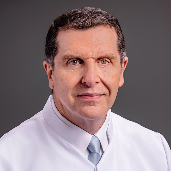 Mauricio Kfuri