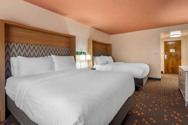 Images Holiday Inn Bangor by IHG