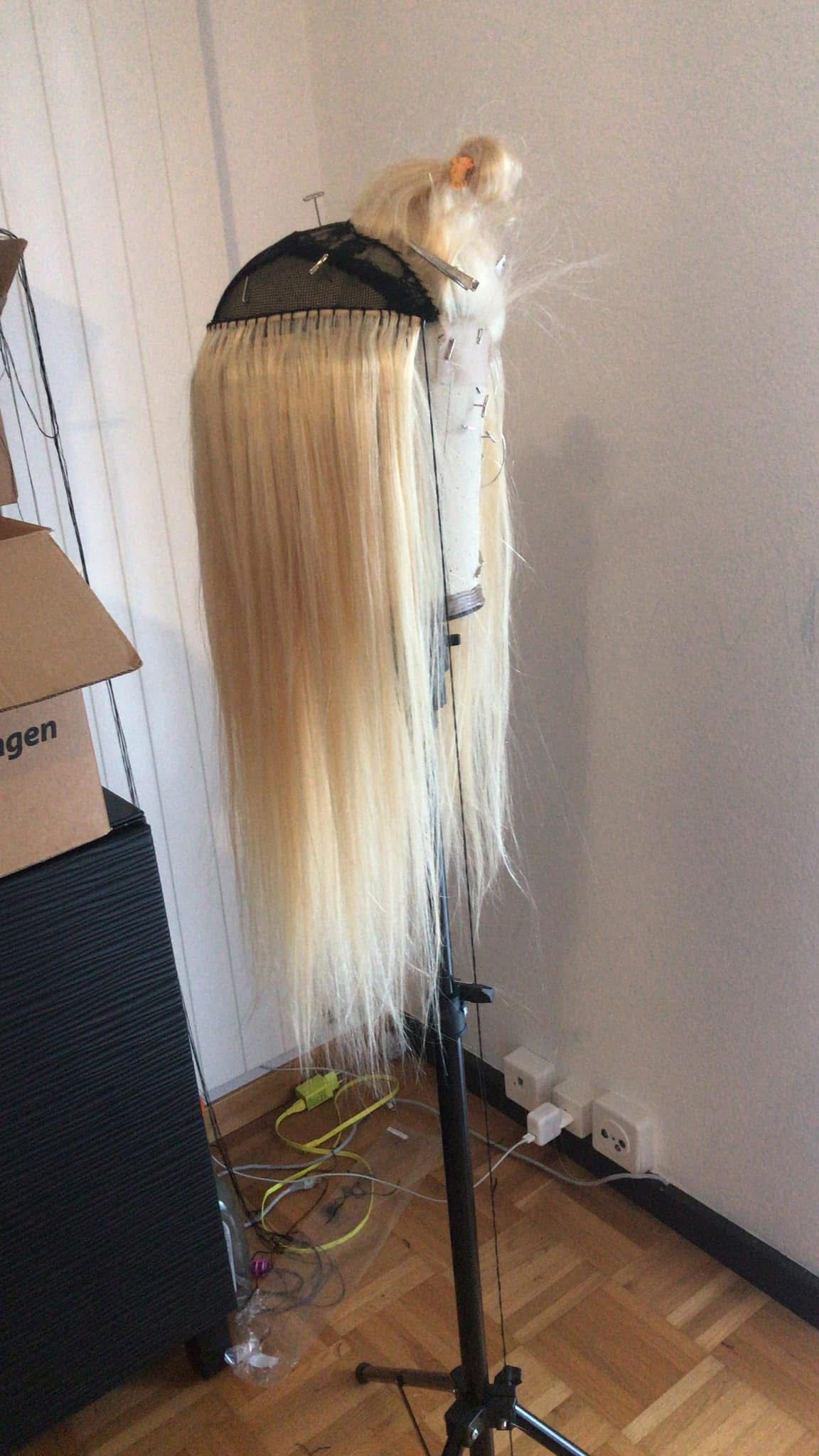 Bilder LACREAM HAIR AND BEAUTY
