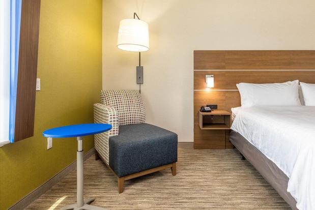 Images Holiday Inn Express & Suites San Jose – Silicon Valley by IHG