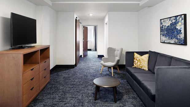 Images River's Edge Hotel Portland, Tapestry Collection by Hilton