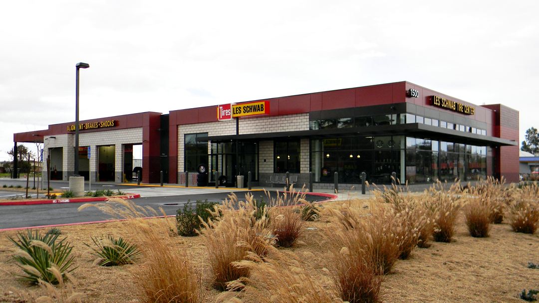 Les Schwab Tire Center