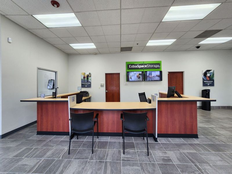 Images Extra Space Storage