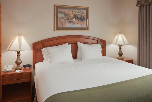 Images Holiday Inn Express & Suites Bryan-Montpelier, an IHG Hotel