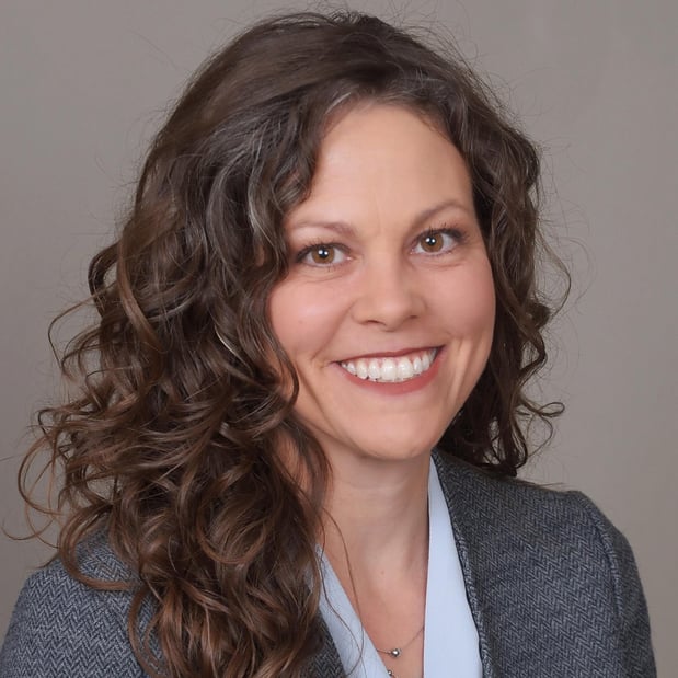 Images Edward Jones - Financial Advisor: Sarah Finelli, AAMS®