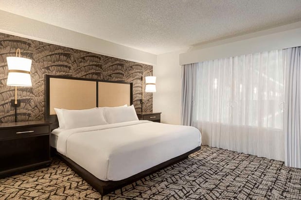 Images Embassy Suites by Hilton Fort Lauderdale 17th Street