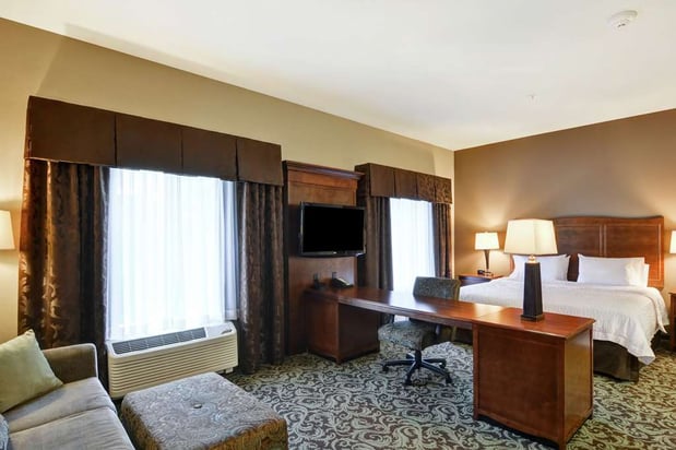 Images Hampton Inn & Suites New Hartford