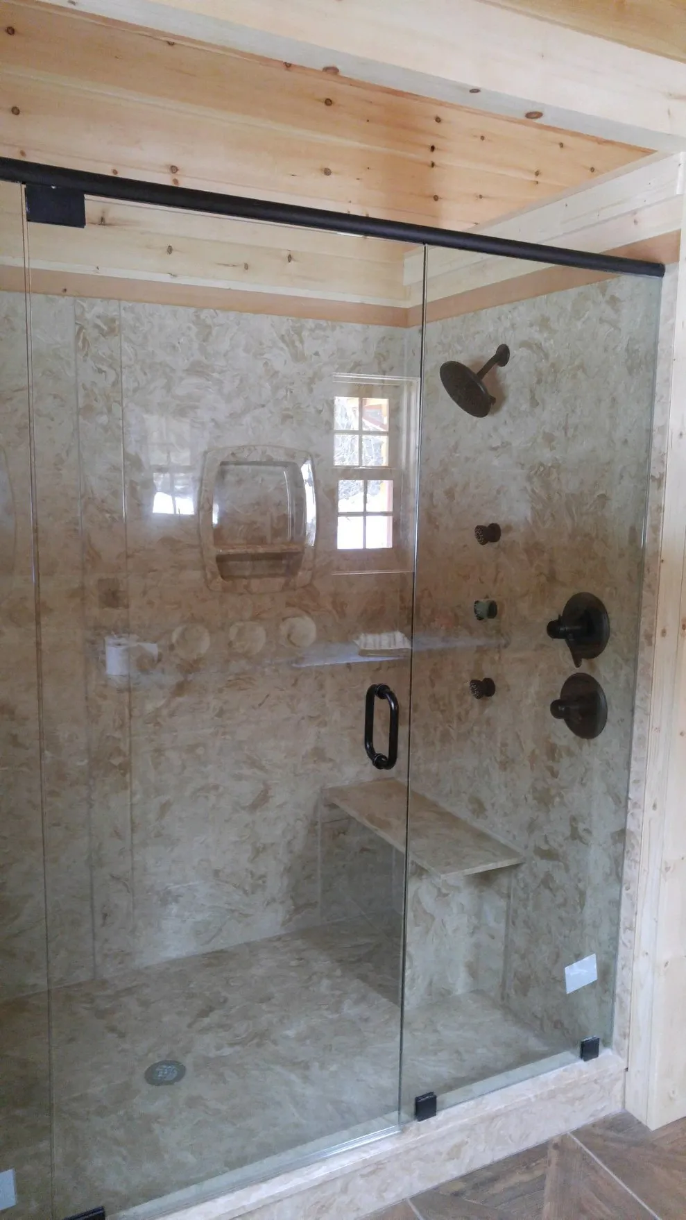 Full Force Contracting Image