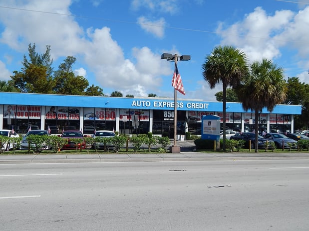 Images Auto Express Credit