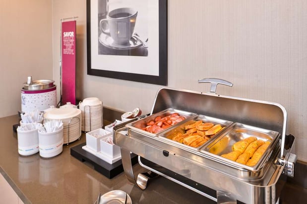 Images Hampton Inn & Suites Altoona-Des Moines