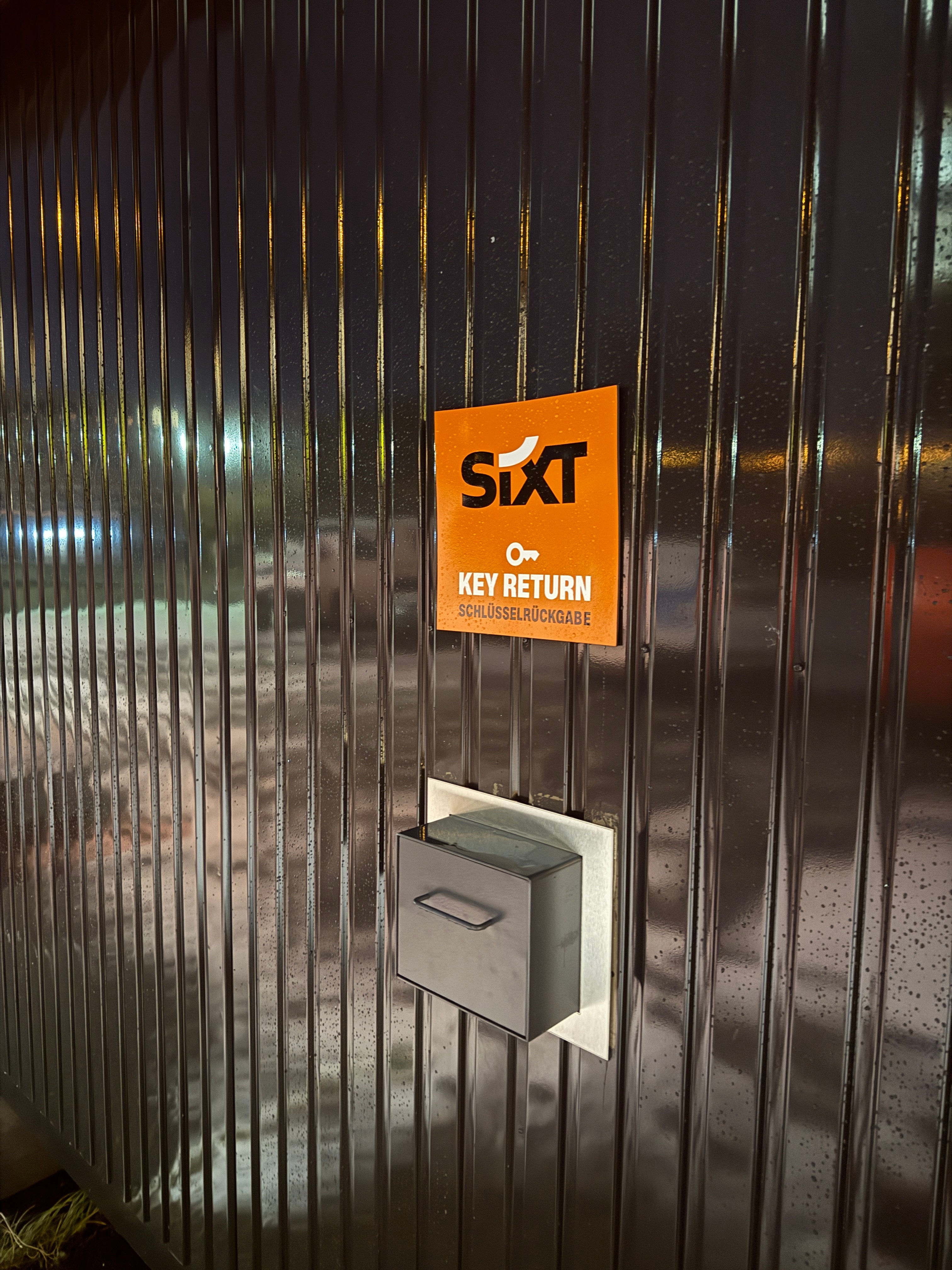 SIXT Berlin Eastside Truck Center, Rudolfstraße 18 in Berlin