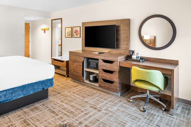 Images Hampton Inn Grand Rapids-North