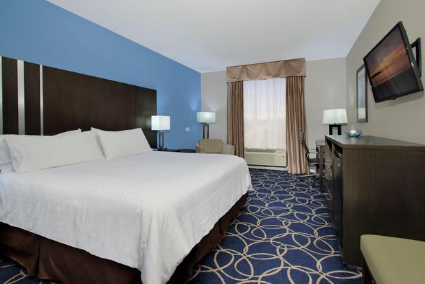 Images Holiday Inn Express & Suites Houston North - IAH Area by IHG