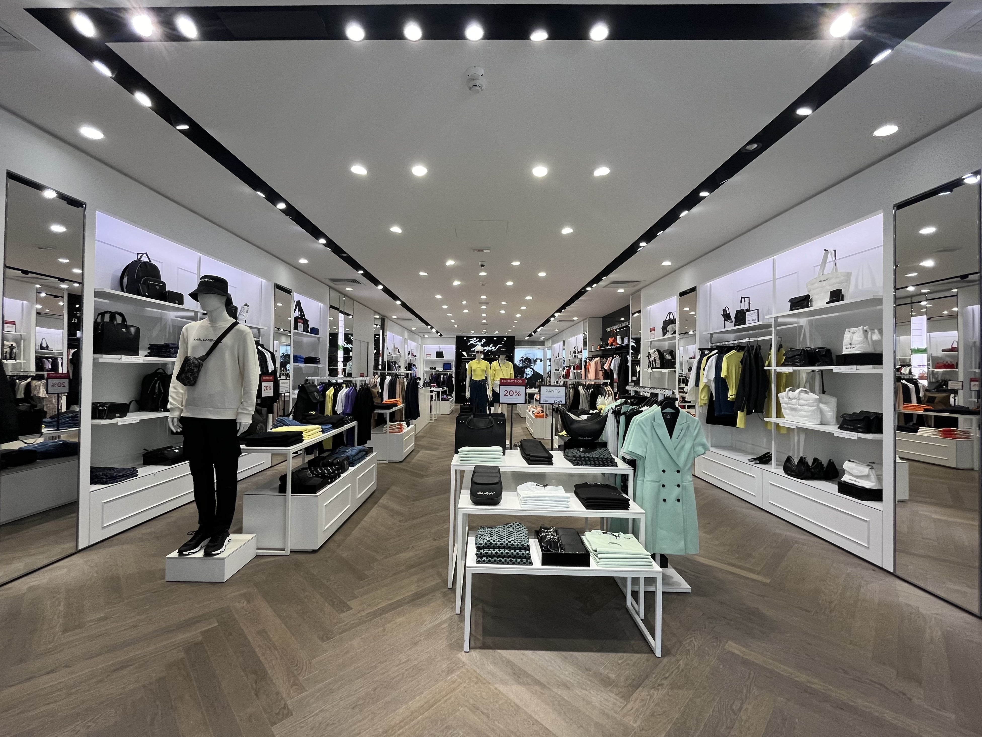 Images KARL LAGERFELD Outlet