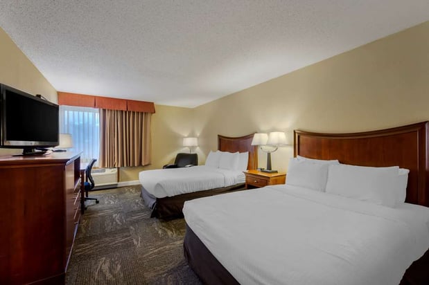Images Best Western Plus Wooster Hotel & Conference Center