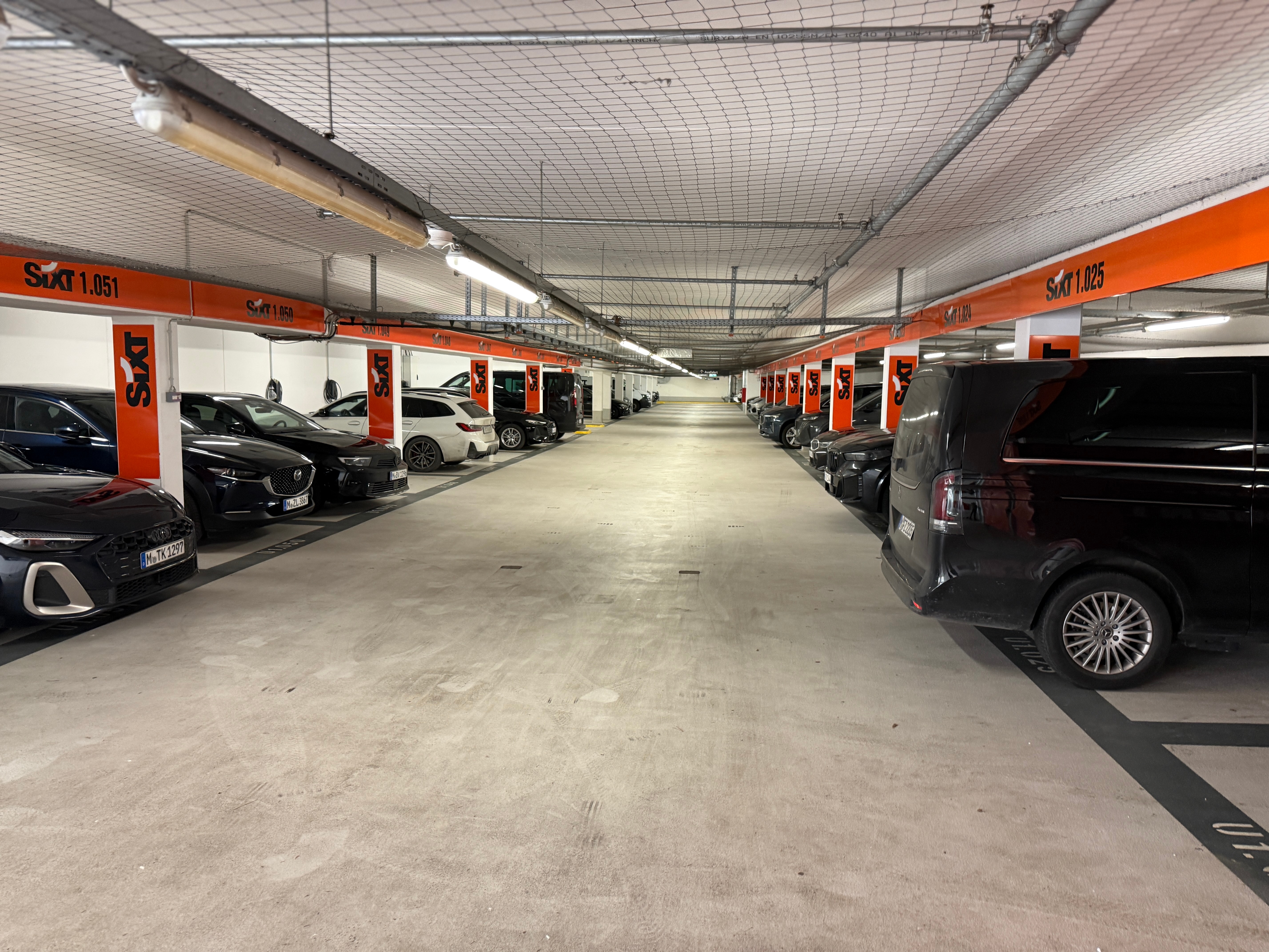 SIXT Autovermietung München Laim 24h, Wotanstr. 9 in München