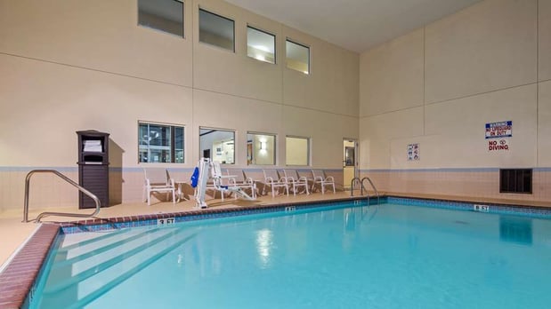 Images Best Western Gas City