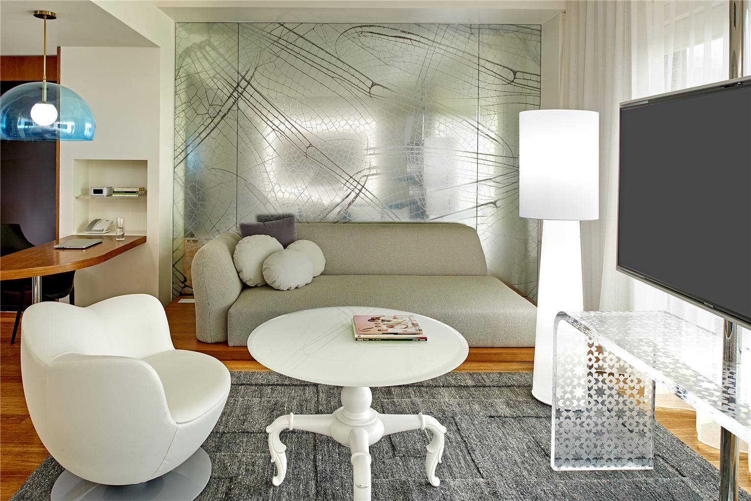 Guest room