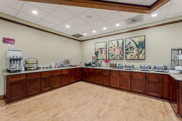 Images Best Western Plus Wooster Hotel & Conference Center