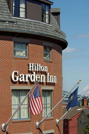 Images Hilton Garden Inn Portsmouth Downtown