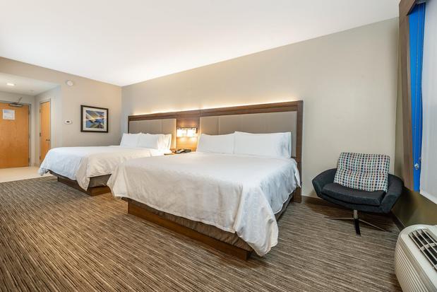 Images Holiday Inn Express & Suites Fremont - Milpitas Central by IHG