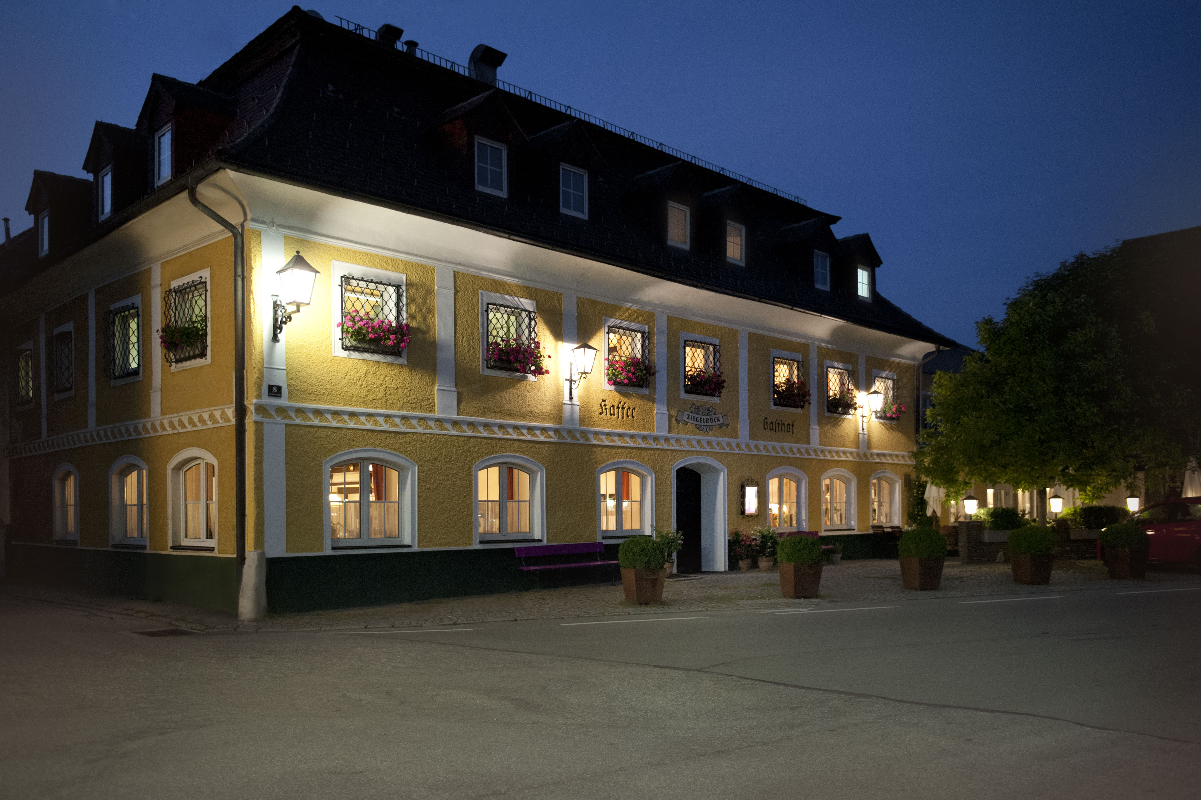 Bild 6 von Hoftaverne Ziegelböck | Gasthaus & Restaurant
