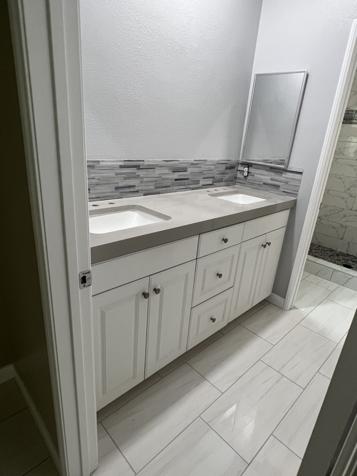 JJ Tile and Marble Image