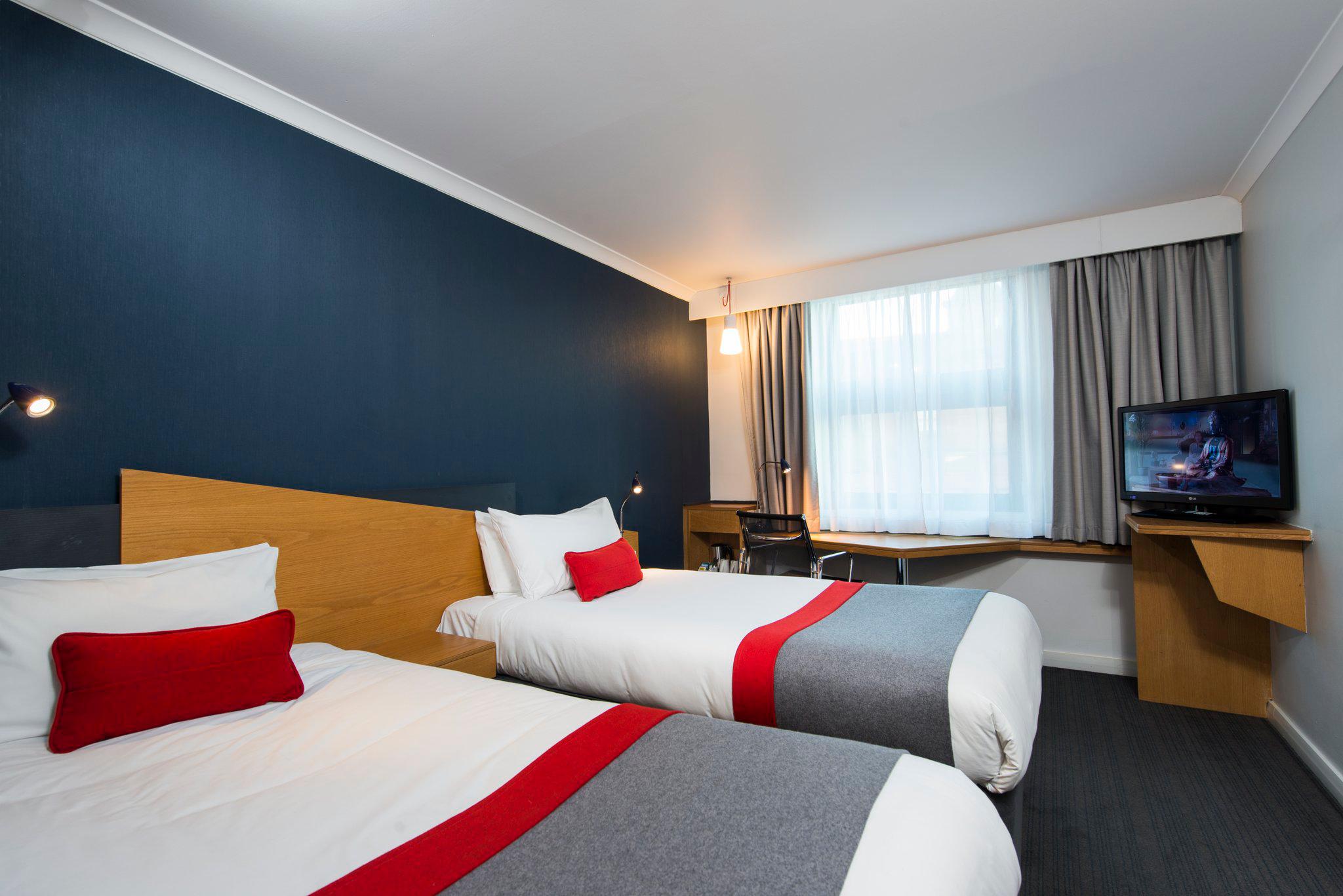 Images Holiday Inn Express Swansea - East, an IHG Hotel