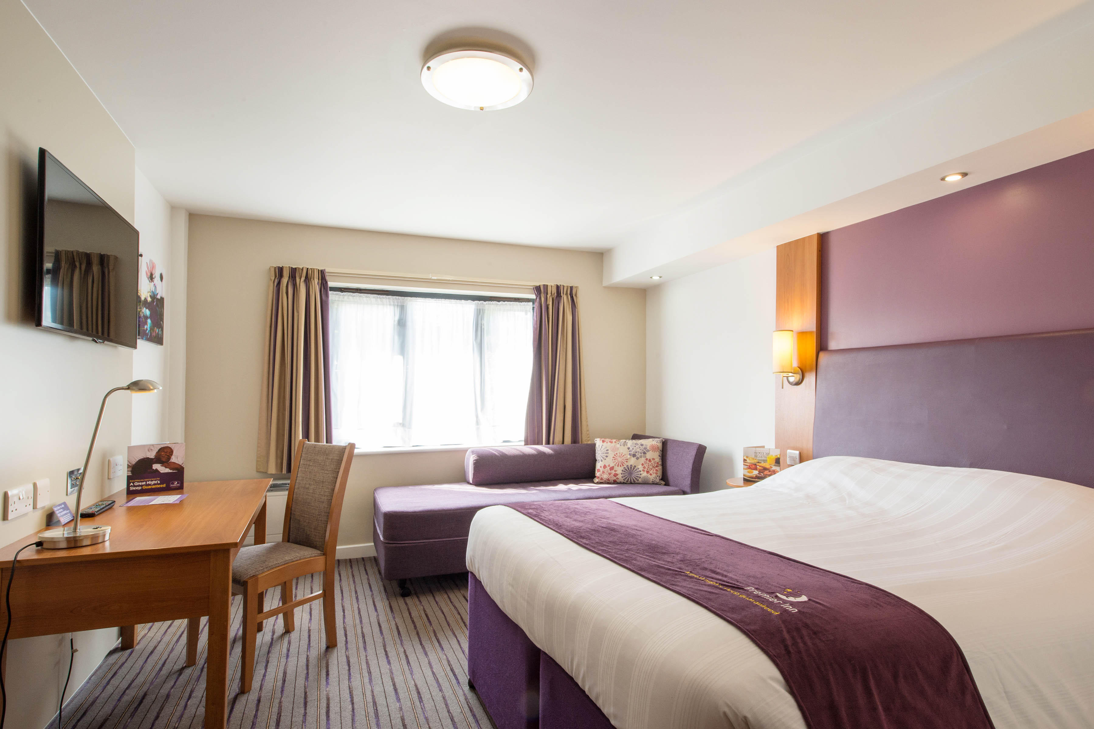 Images Premier Inn Bournemouth Westbourne hotel