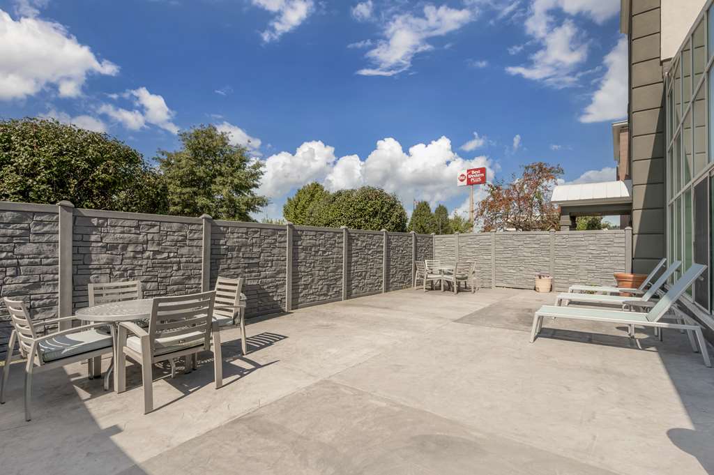 Pool Patio Seating