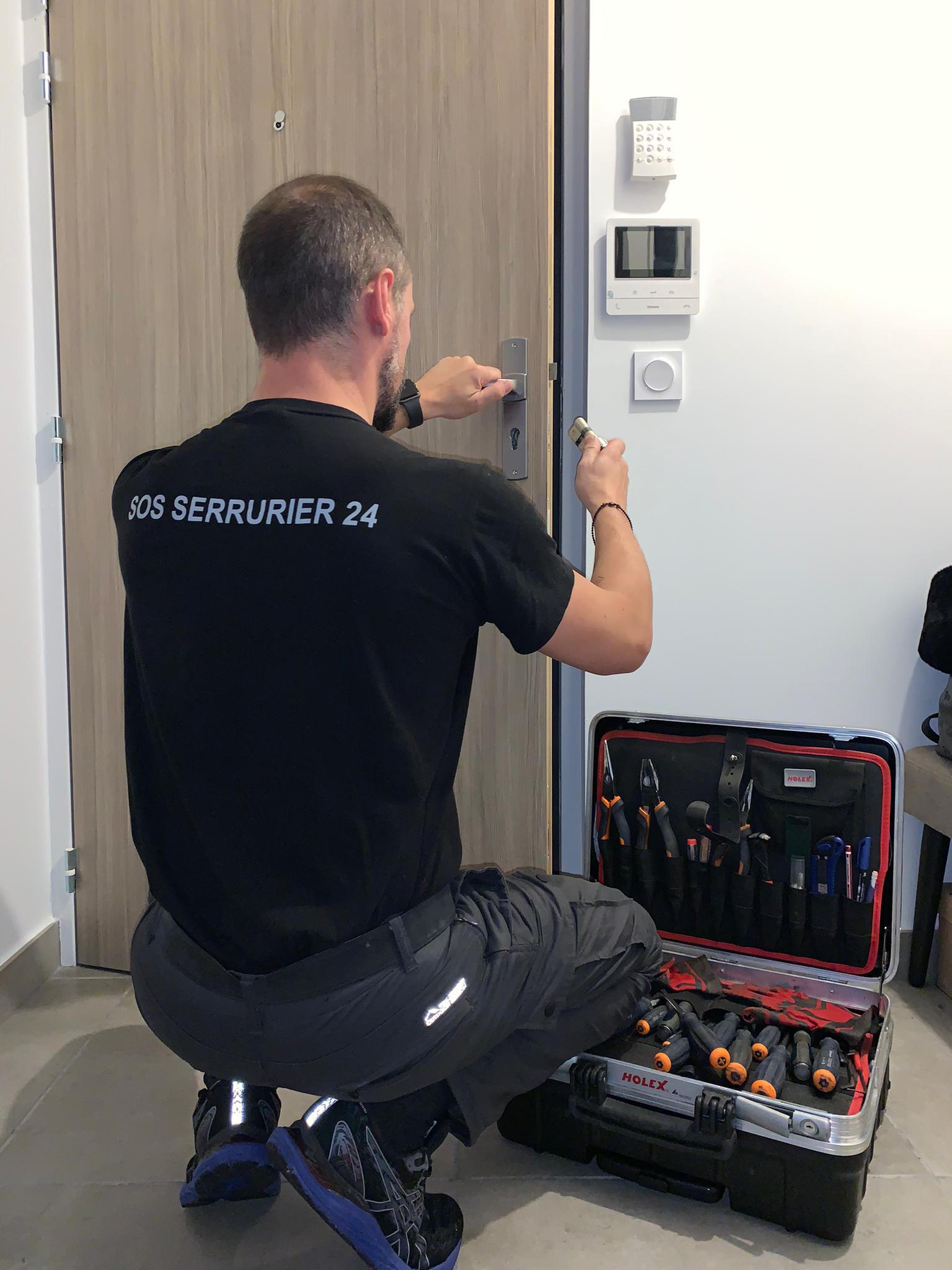 Bilder SOS SERRURIER 24 Genève