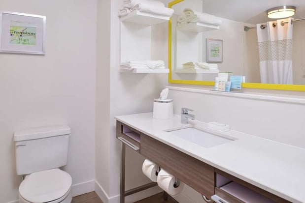 Images Hampton Inn Greensboro-East