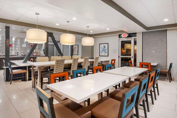 Images Best Western Plus Commerce Hotel