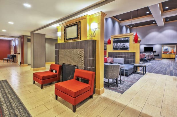 Images Hampton Inn & Suites Madison-West