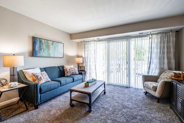 Images The Crossings at White Marsh Apartments