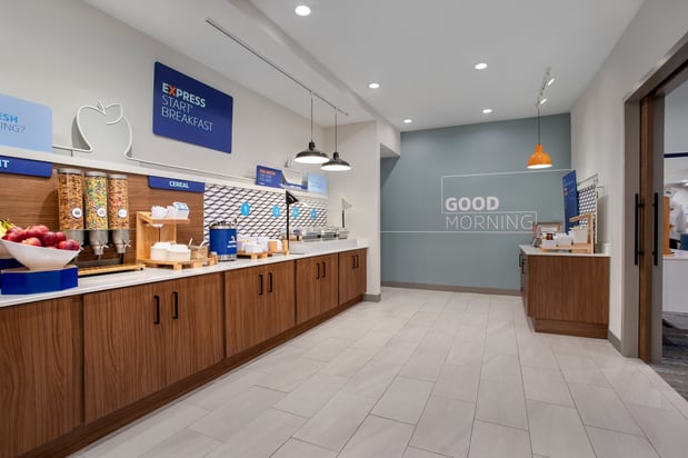 Images Holiday Inn Express & Suites Terre Haute by IHG