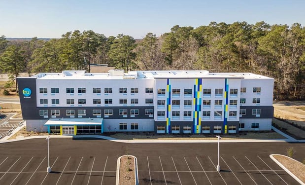 Images Tru by Hilton Fayetteville I 95