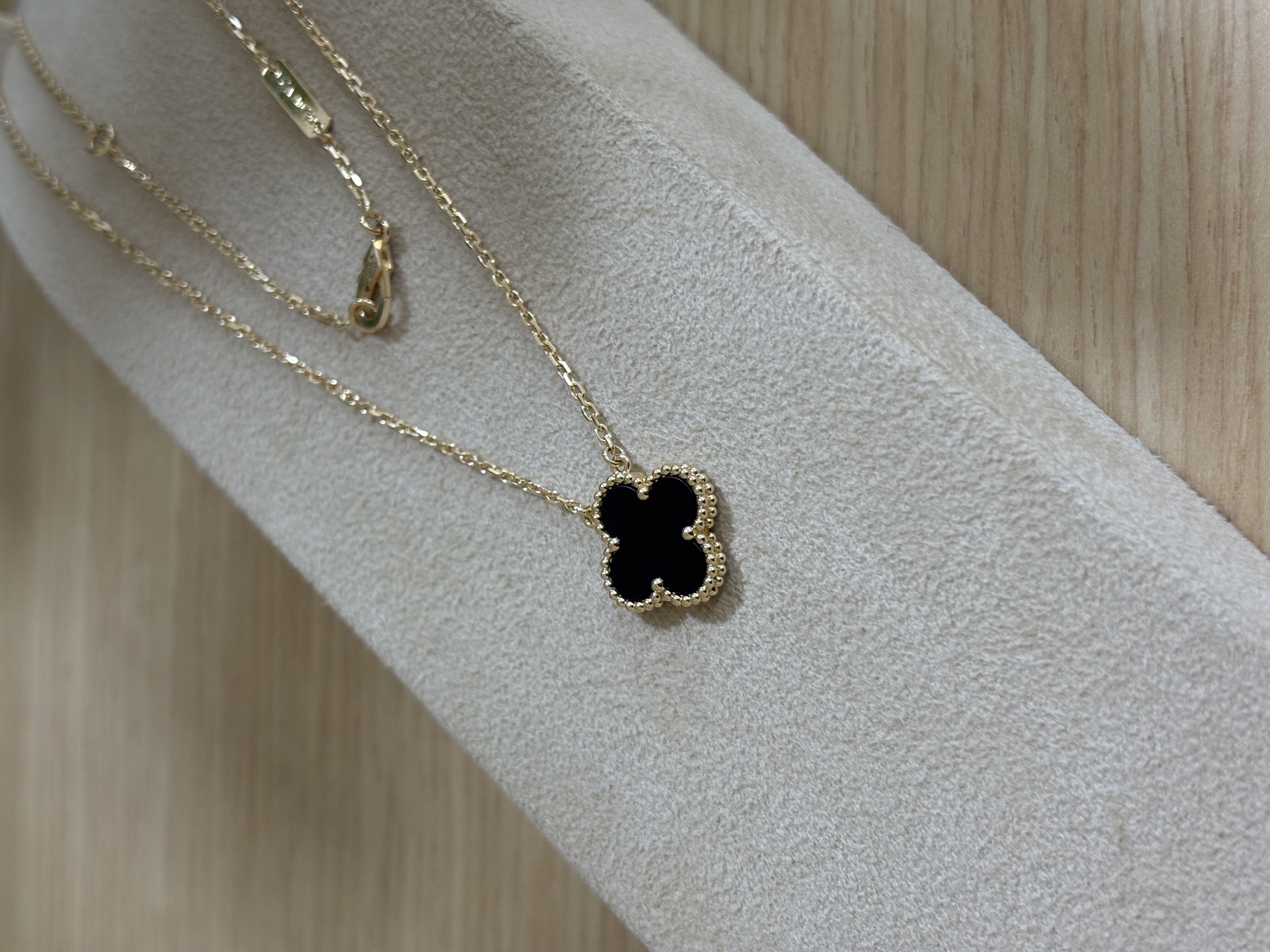 Images KOMEHYO（コメ兵）買取センターラクト山科ショッピングセンター