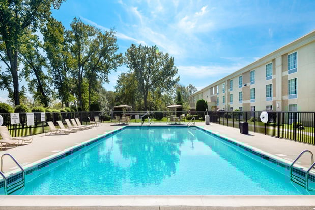 Images Holiday Inn Johnstown-Gloversville by IHG