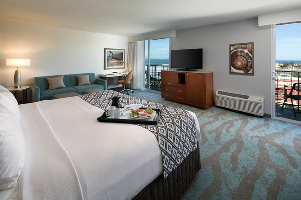 Images Crowne Plaza Ventura Beach by IHG