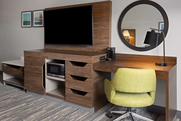 Images Hampton Inn Cleveland Airport-Tiedeman Rd