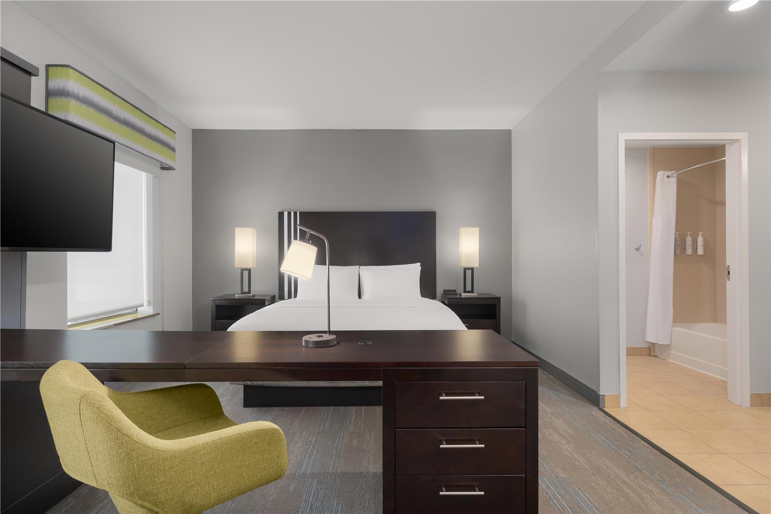 Guest room
