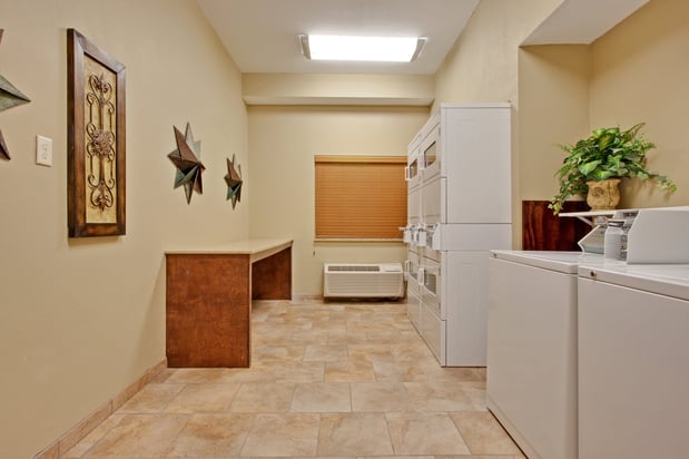 Images Candlewood Suites Vicksburg by IHG