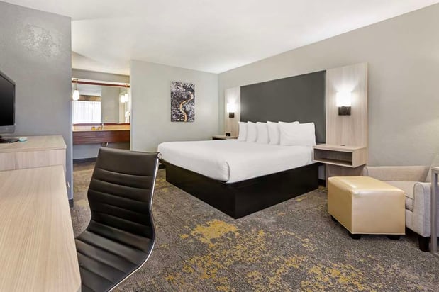 Images Best Western Plus Weston Inn