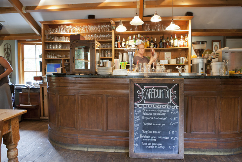 Foto's Café Du Midi De Uylenburg
